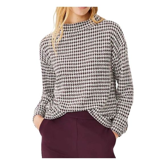 Ann Taylor Sweaters - Ann Taylor Petites Houndstooth Mock Neck Top Sweater Blouse Sz XS